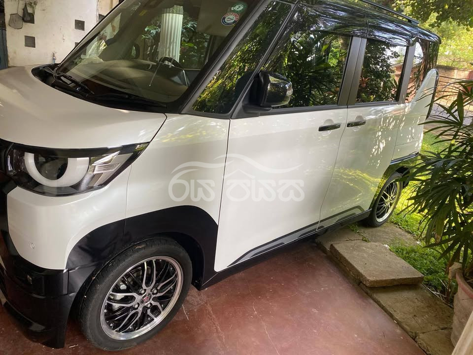 Mitsubishi Delica